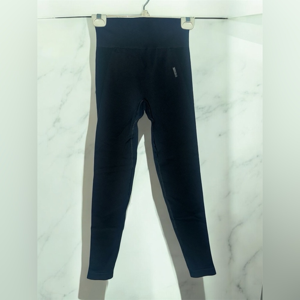 Gymshark Black Ribbed Leggings Tapered Stretch size Small